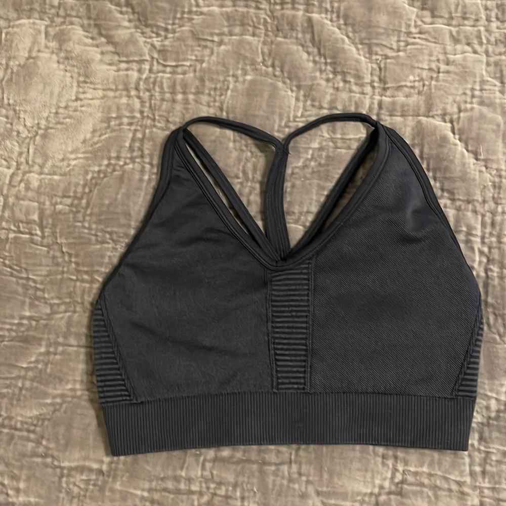 Sports bra